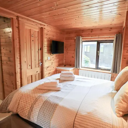 Squirrels Leap ケズィック